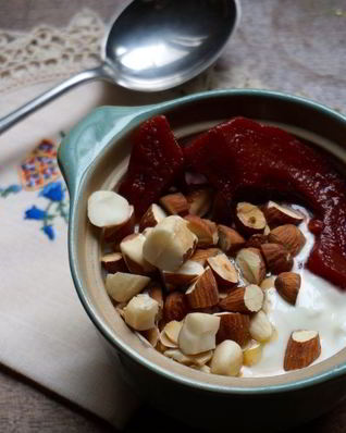 Айва, запеченная в духовке