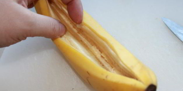 банан, запеченный с орехами и медом