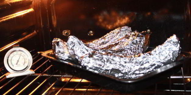 банан, запеченный с орехами и медом