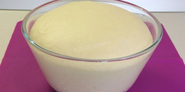 булочки с глазурью и шоколадным пудингом