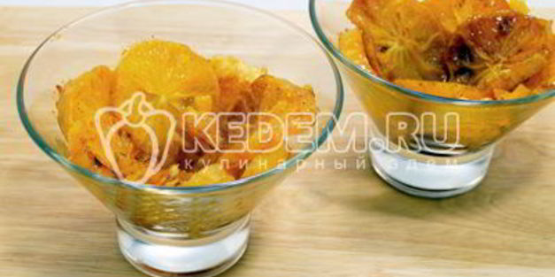 десерт из апельсинов с взбитыми сливками