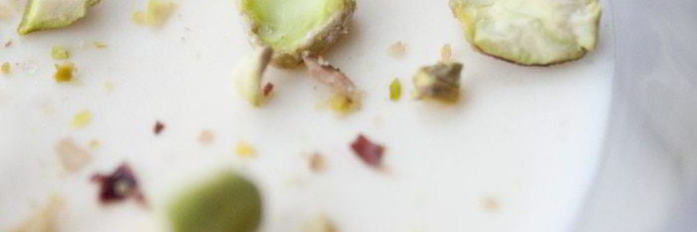 Десерт из йогурта