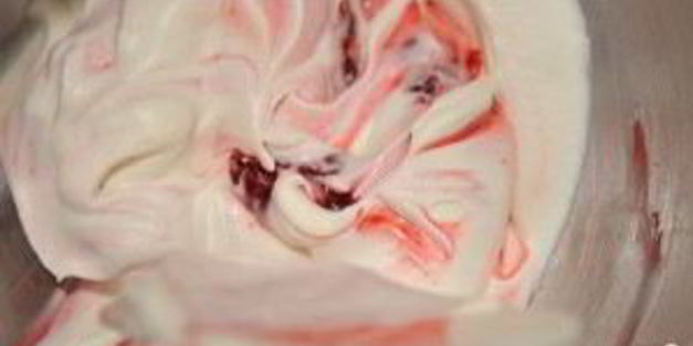 десерт из вишни и орехов