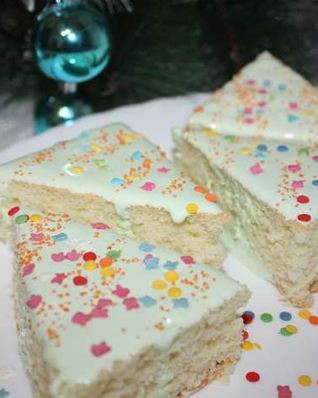 Десерт Праздничный бисквит