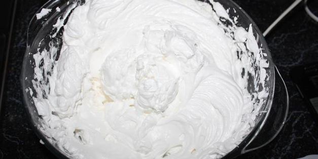 десерт праздничный бисквит