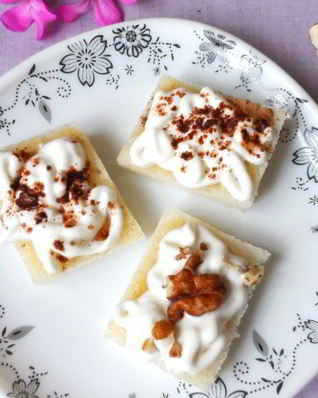 Десерт со сметаной и медом