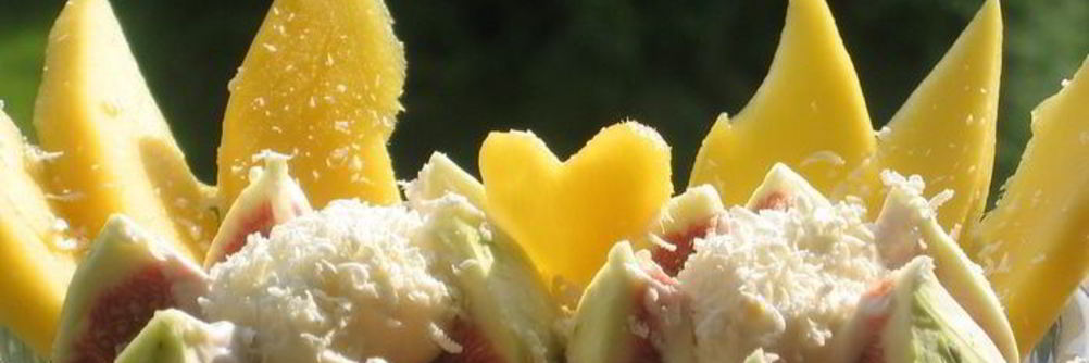 Фруктовый десерт с сыром Маскарпоне