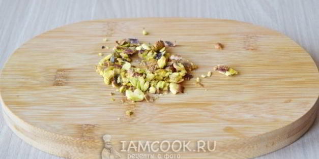 груши, запеченные с креветками и сыром