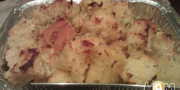 хлебный пудинг с горгонзолой