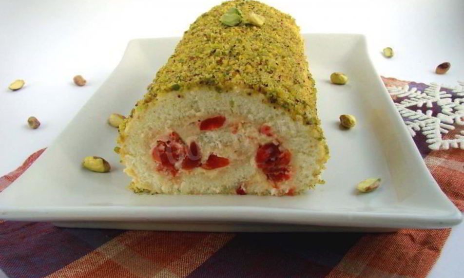 Рецепт бисквитный рулет на праздничный стол с начинкой из английского заварного крема и пьяной черешни