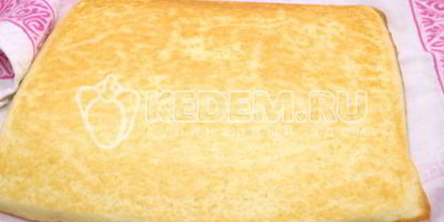 бисквитный рулет с кремом зимнее полено