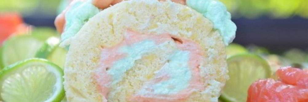 Бисквитный рулет с лососевым кремом