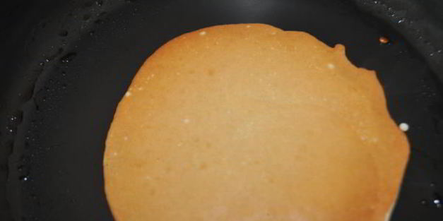 блинчики десертные с сырным кремом и ягодами