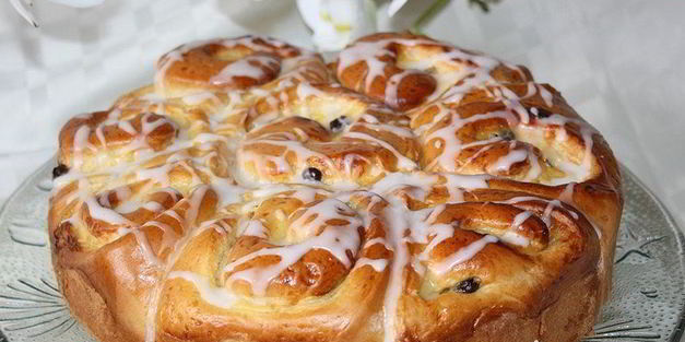 булочки-бриоши с кремом патисьер