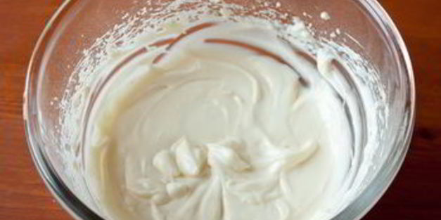 булочки с корицей и кремом из сливочного сыра