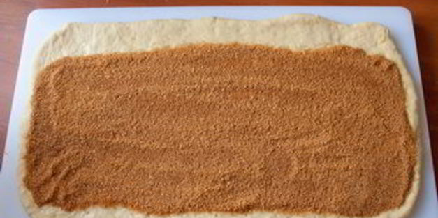 булочки с корицей и кремом из сливочного сыра