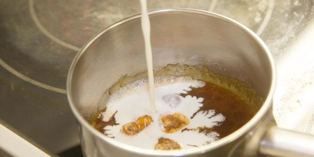 крем-брюле из топленого молока