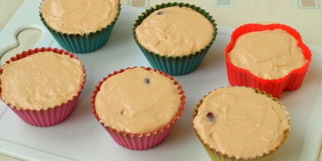 крем-брюле из творога с вареной сгущенкой и вишней