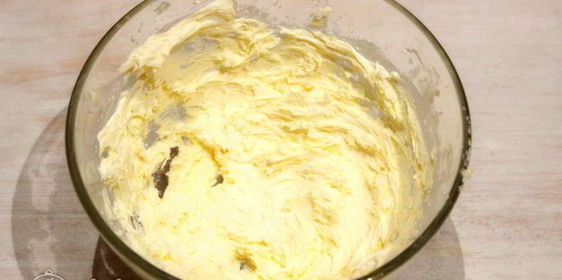 крем из сгущенки и масла