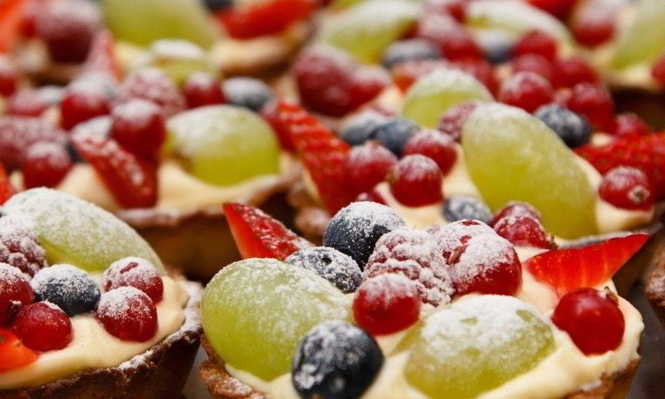 Рецепт миндальные корзиночки с фруктовым заварным кремом