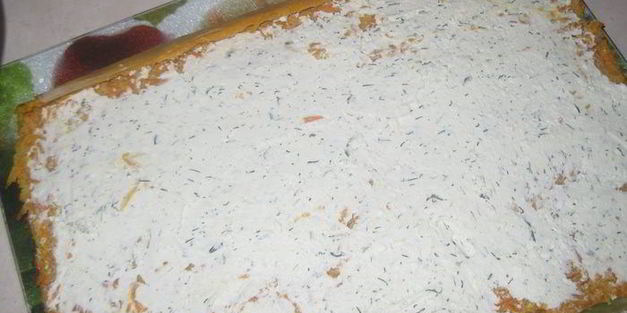 морковные рулетики с творожным кремом