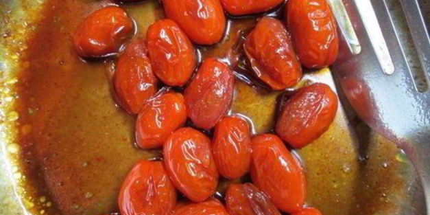 помидоры черри в креме из сыра джюгас