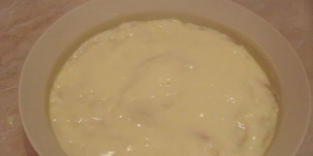 пудинг из булочки с кремом