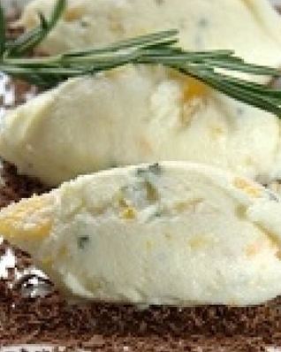 Шоколадный крем с маскарпоне и розмарином