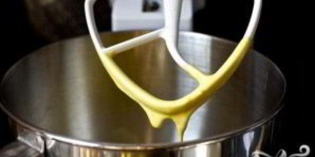 шоколадный рулет со сливочным кремом