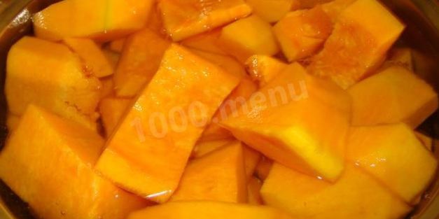 тыквенный рулет с творожным кремом