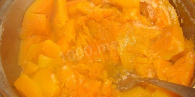 тыквенный рулет с творожным кремом