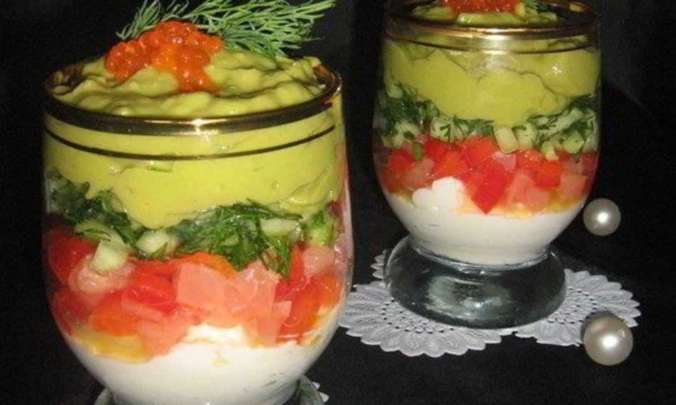 Рецепт веррины с семгой, сырным кремом и кремом из авокадо