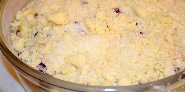 запеченный крем из ряженки с сочной начинкой и под штрейзелем