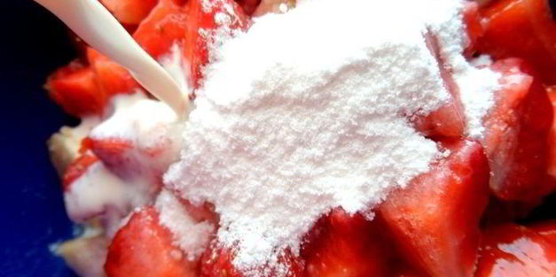 бананово-клубничное мороженое