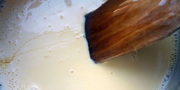 медовое мороженое с фундуком