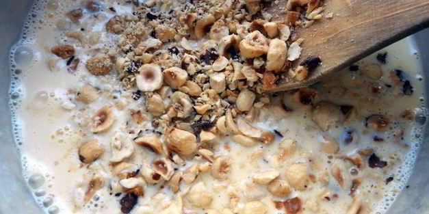 медовое мороженое с фундуком