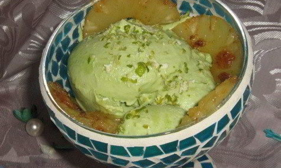 Рецепт мороженое из авокадо с жареным ананасом