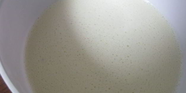 мороженое из зеленого чая с мятой и корицей