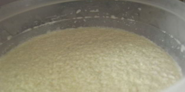 мороженое из зеленого чая с мятой и корицей