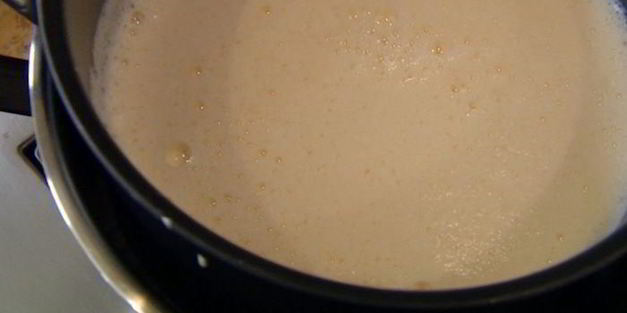 мороженое с карамелизированными абрикосами