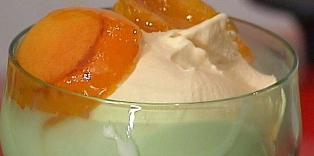 мороженое с карамелизированными абрикосами