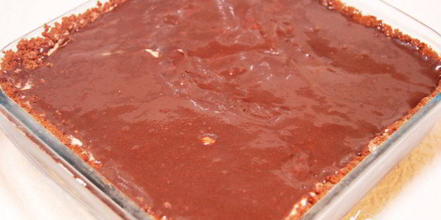 шоколадный торт-мороженое