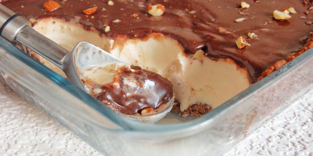 шоколадный торт-мороженое