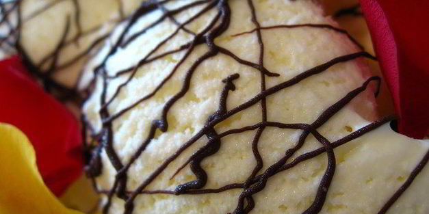 сливочное мороженое страчателла