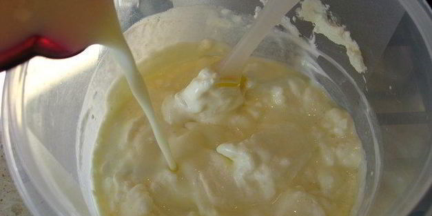 сливочное мороженое страчателла