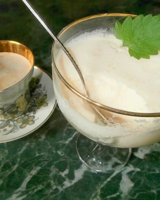 Теплое мороженое из кефира