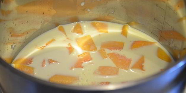 тыквенное мороженое с кардамоном