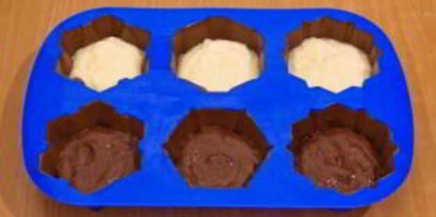 ванильно-шоколадное мороженое в шоколадной глазури