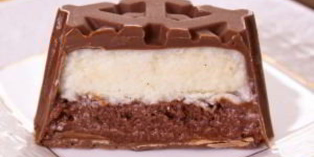 ванильно-шоколадное мороженое в шоколадной глазури