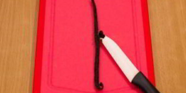 ванильно-шоколадное мороженое в шоколадной глазури